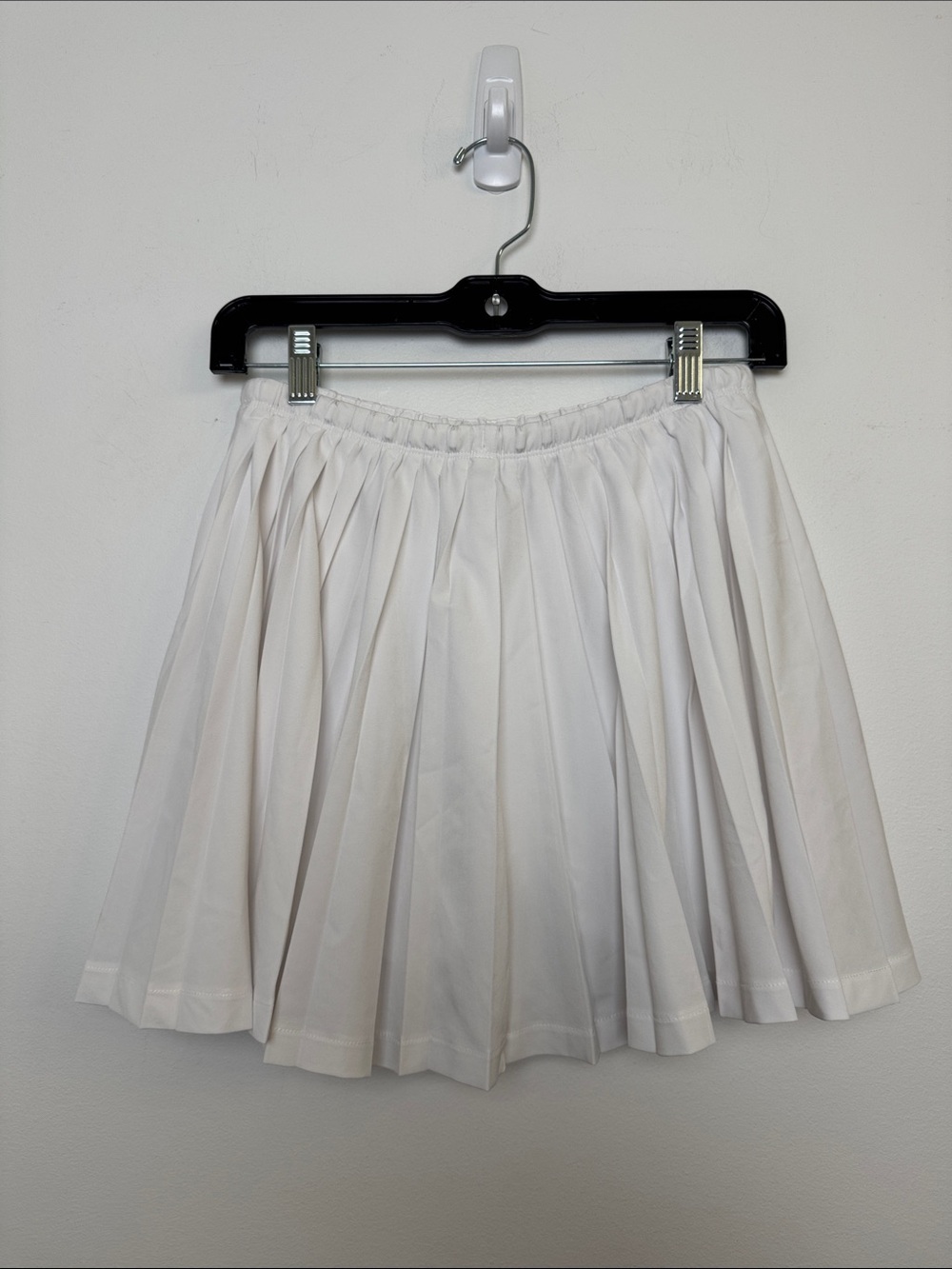 VUORI Clementine Pleated Skirt 15" XS - Picture 3 of 6